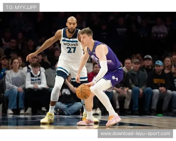 卡尔-安东尼·唐斯内线高效挡拆助攻提升森林狼整体进攻效率