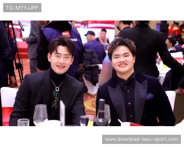 王昶这哥们居然衣柜里全是运动服？明星都没他实诚！